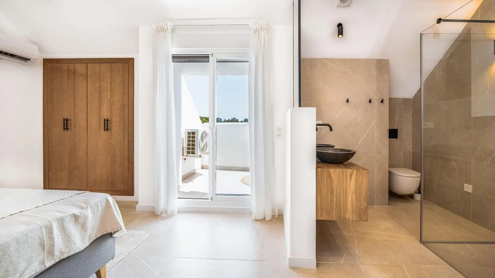 Apartamento La Maestranza Luxury Views Nueva Andalucia Marbella